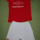 Pižamica F&F Mancester United št. 140 za 4 evre