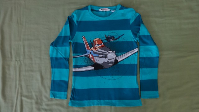 Majčka HM Disney Planes št. 128 za 4,5 evra