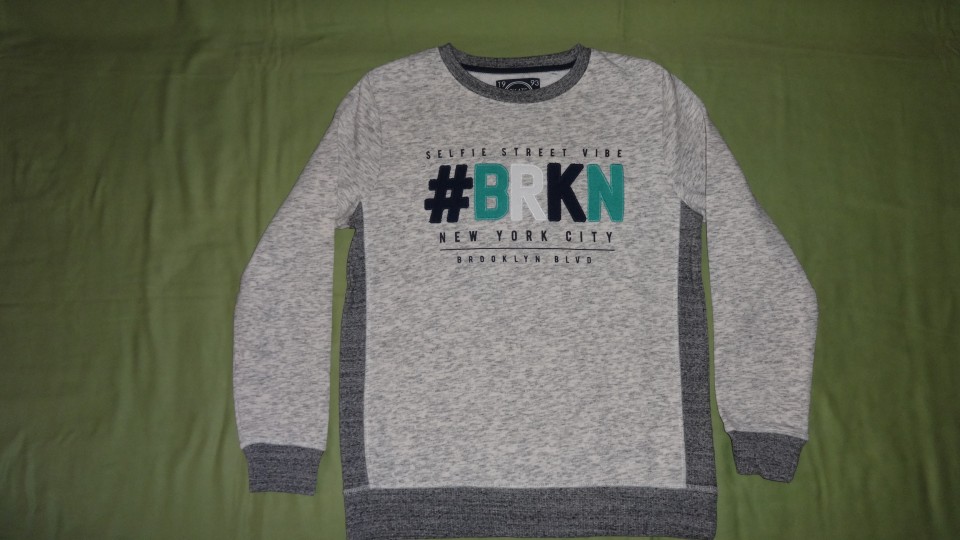 Nov pulover C&A št. 164 iz kpl za 8 evrov