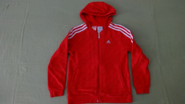 Jopica Adidas št. 152 iz kpl za 4,5 evra