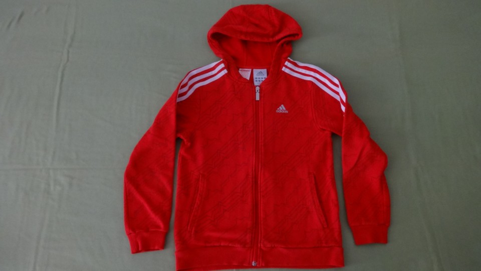 Jopica Adidas št. 152 iz kpl za 4,5 evra