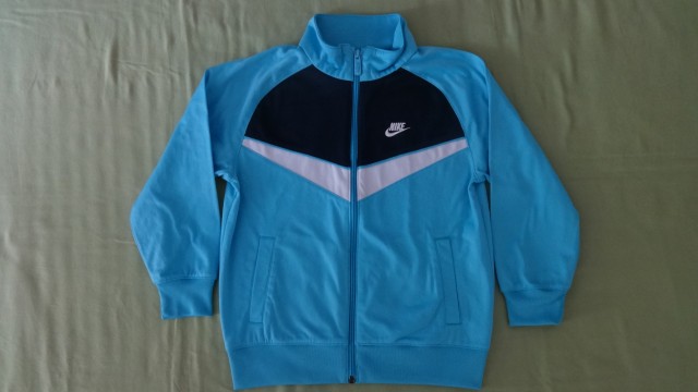 Jopica Nike št. 122 (do 128) za 7,5 evra