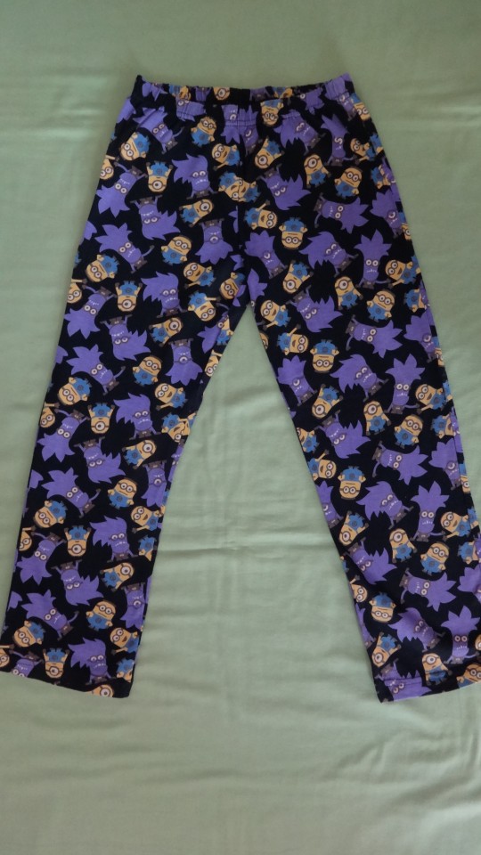 Nove hlače od pižamice F&F Despicable me št. 122 (do 128)