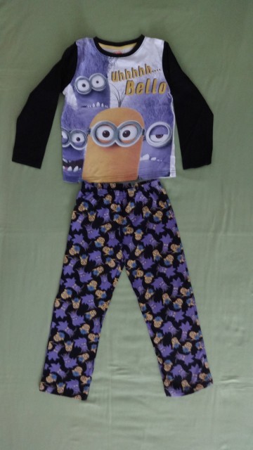 Nova pižamica F&F Despicable me št. 122 za 7 evrov