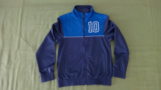 Nova jopica Sports NKD št. 140 iz kpl za 9,5 evra