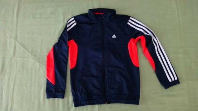 Nova jopica Adidas št. 140 iz kpl za 14,5 evra