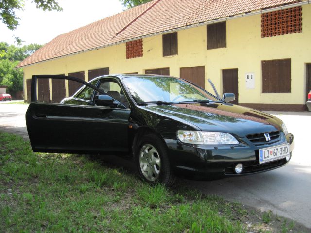 Accord coupe - foto