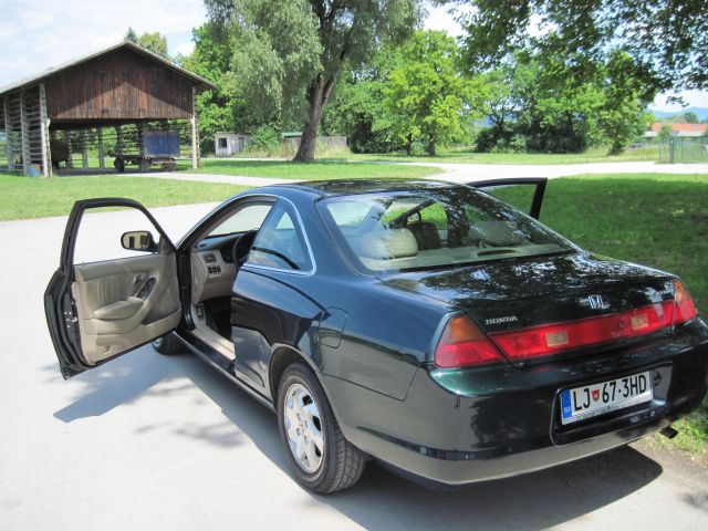 Accord coupe - foto