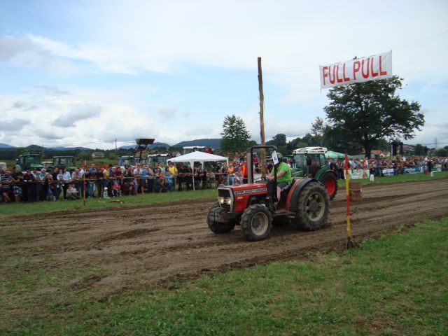 Traktor pulling GOTOVLJE - foto