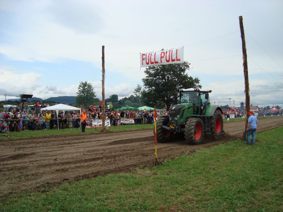 Traktor pulling GOTOVLJE - foto povečava