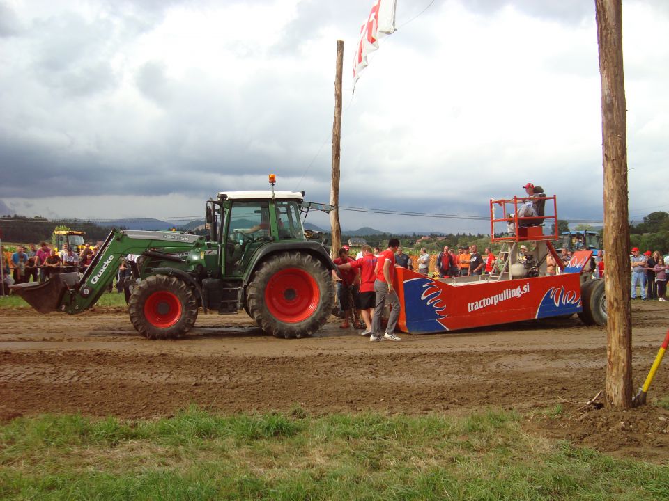 Traktor pulling GOTOVLJE - foto povečava