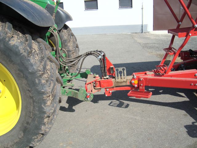 ZETOR 15.3. 2012 - foto