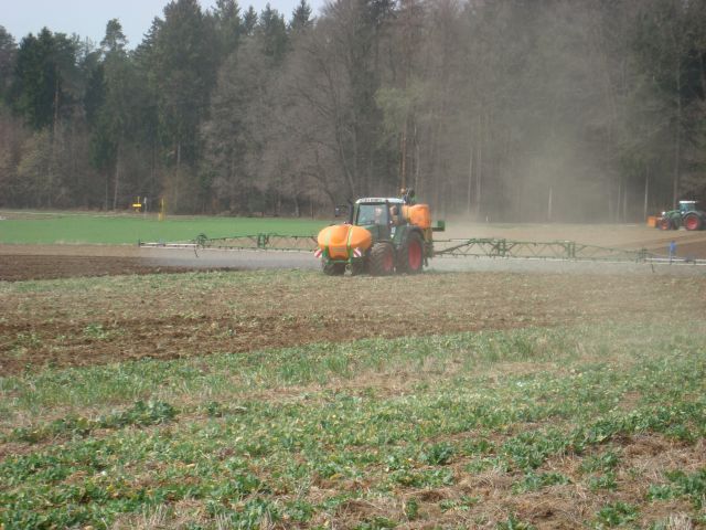 Fendt. Polje 2012 - foto