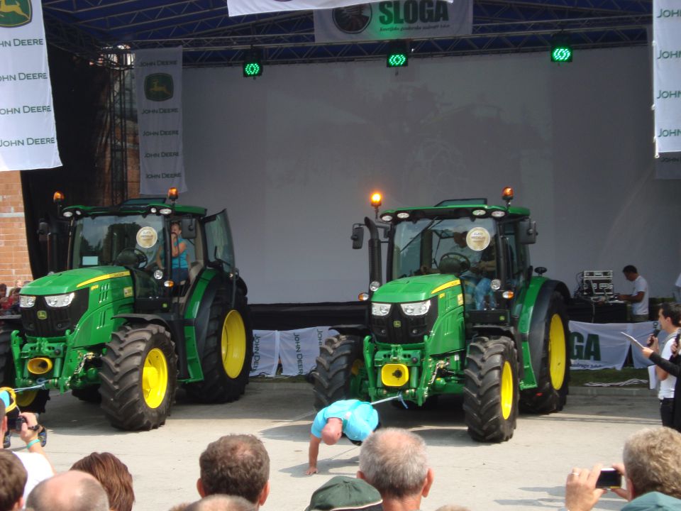 John deere predoslje - foto povečava