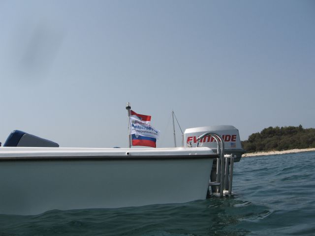 čoln g370 - foto