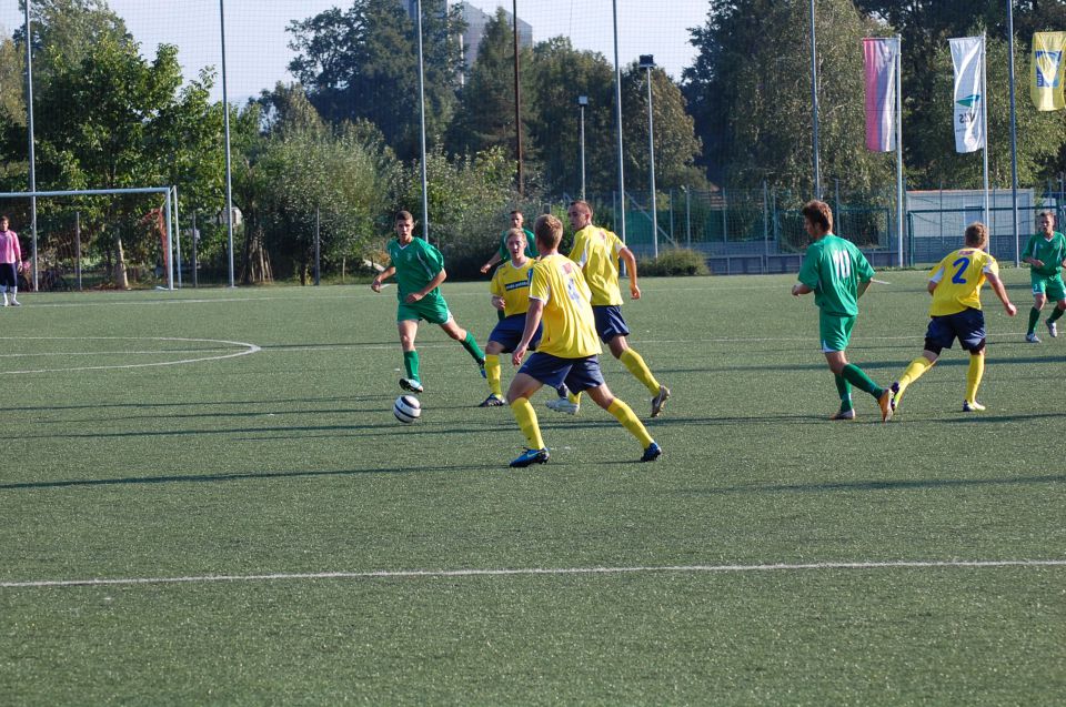 Ljubljana14,09,11-Bravo - Olipija - foto povečava