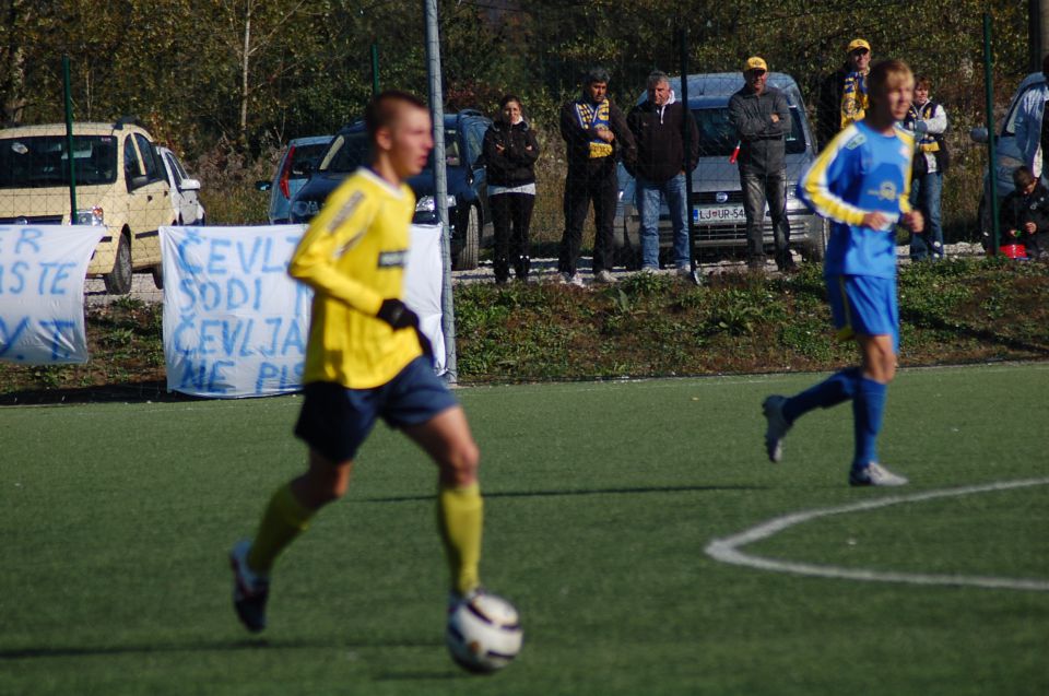 Ljubljana 16,10,11 Bravo - CM Celje - foto povečava