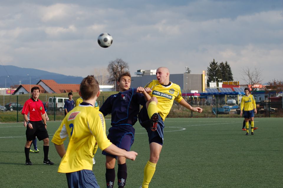 Celje 03,12,11 Simer - Bravo - foto povečava