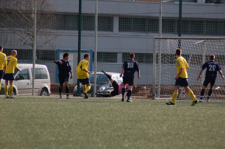 Celje 03,12,11 Simer - Bravo - foto povečava