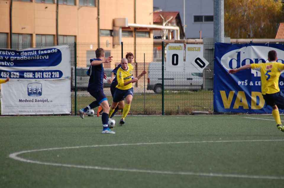 Celje 03,12,11 Simer - Bravo - foto povečava