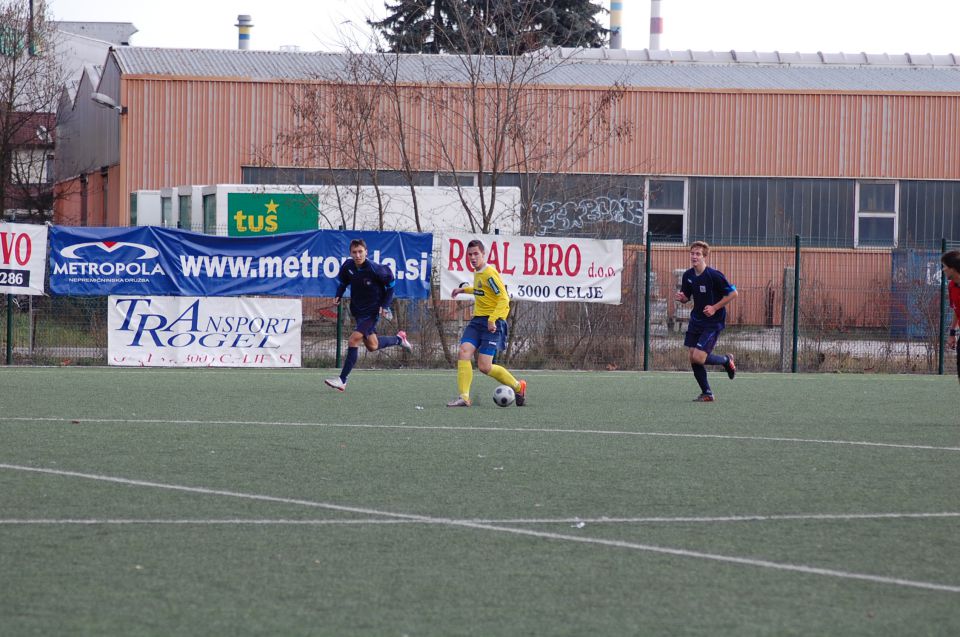 Celje 03,12,11 Simer - Bravo - foto povečava