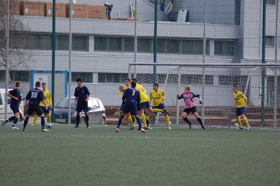 Celje 03,12,11 Simer - Bravo - foto povečava