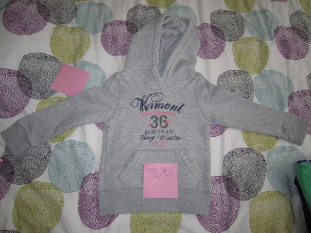 Hm pulover s kapuco 98/104