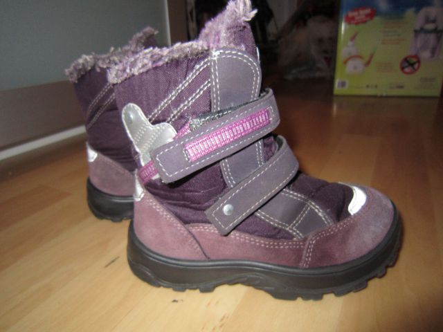 Zimski škornji nepremočljivi 28 - 10 eur