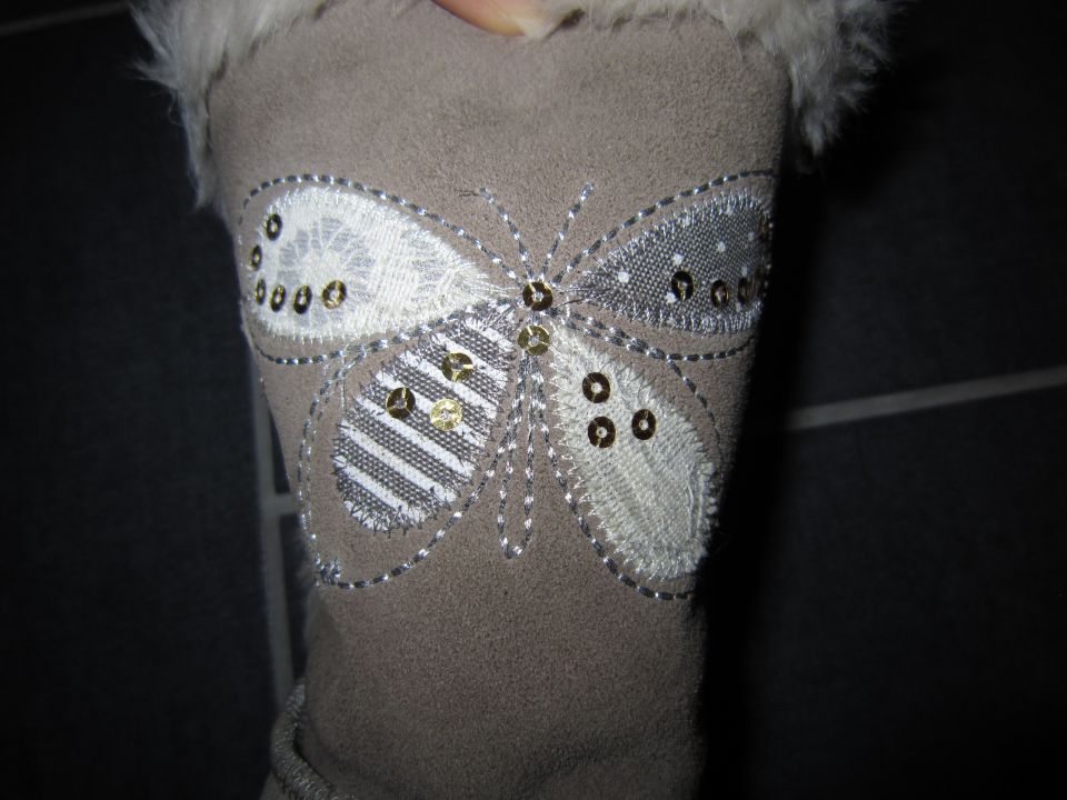 Prodano, podarjeno - foto povečava