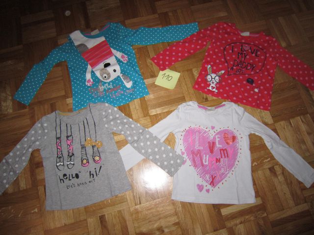 Next majice 110 - 4 eur/kos (15 eur komplet)