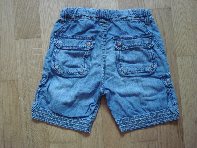 Jeans kratke hlače Zara 86 - zadaj
