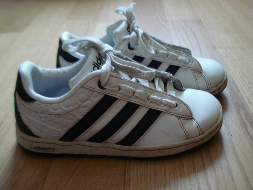 Adidas teniske št.30