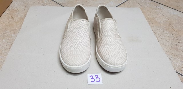 Slip on 33 - 8€