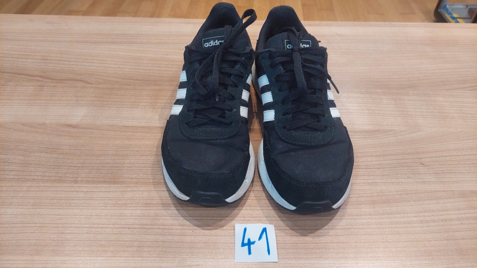 Teniske Adidas 41 1-2 - 10€