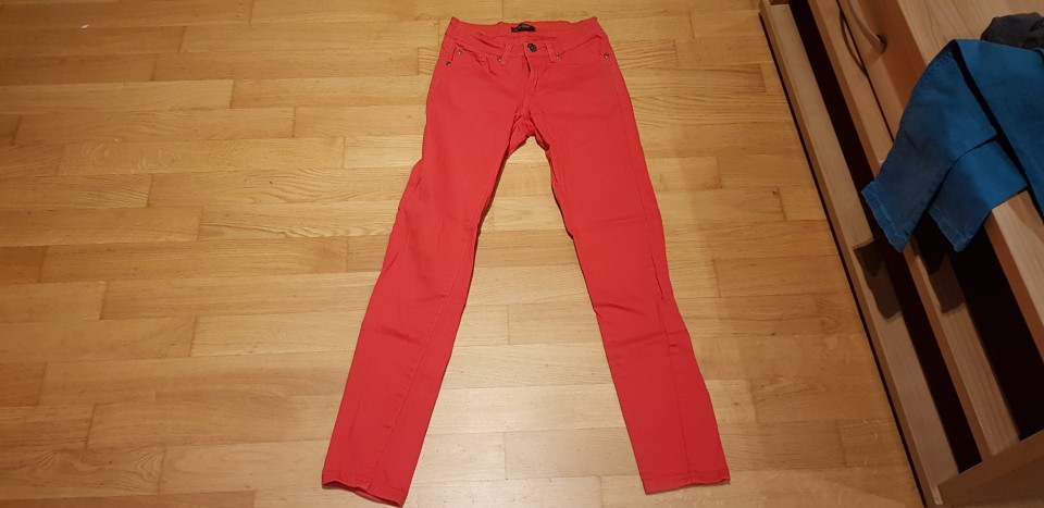 Jeans hlače Two Way XS - 4€