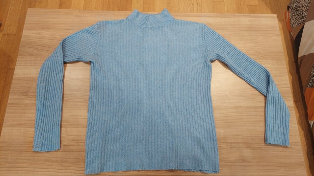 Pulover 38 - 4€
