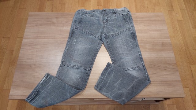 Jeans hlače 152 - 6€