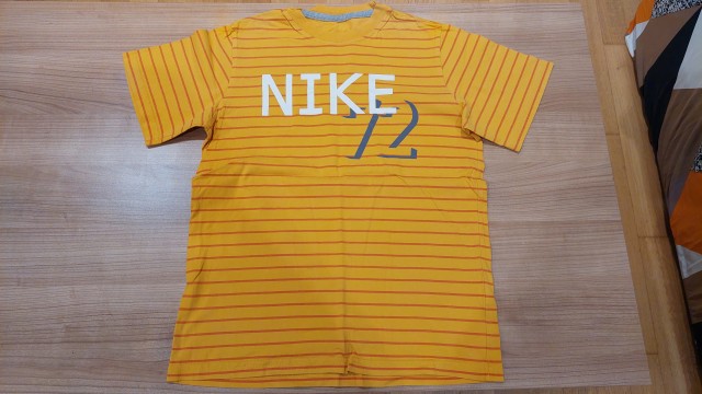 Majčka Nike 146-152 - 6€