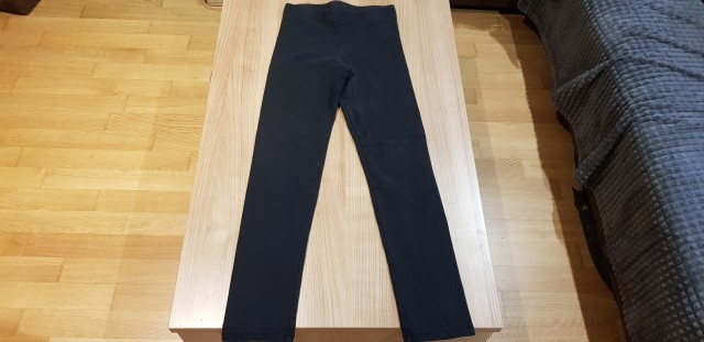 Legice H&M 158 - 2€