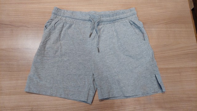 Kratke hlače XS, ustrezajo 158 - 4€