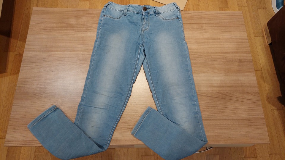 Jeans hlače 164 - podarim ob nakupu