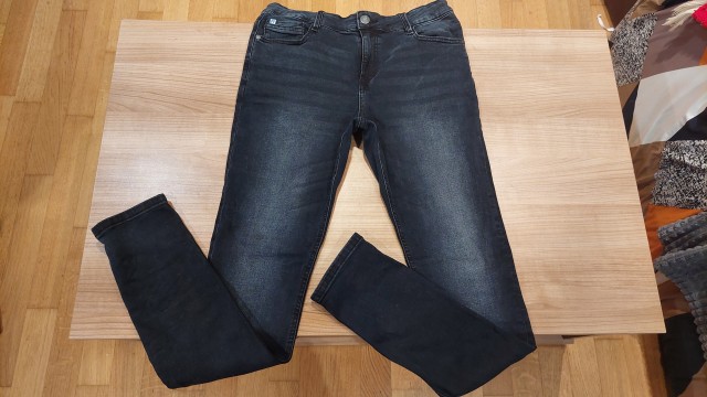 Jeans hlače Blue Ridge 176 - 8€