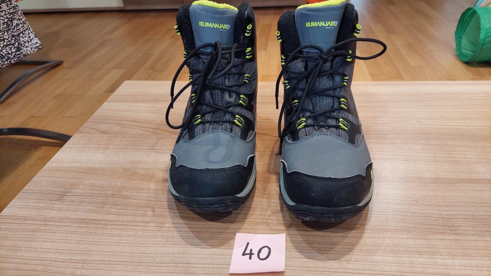 Čevlji Kilimanjaro 40 - 30€