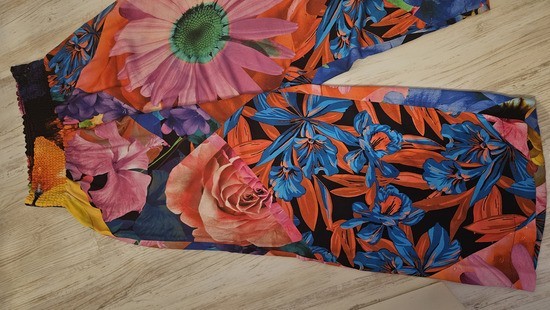 HLAČE DESIGUAL 20 EUR 40 - 42