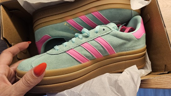 Nove superge ADIDAS GAZELLE UK 6 - 39 60 EUR - foto