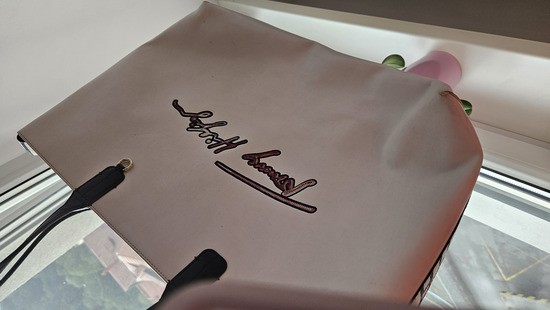 ŽENSKA TORBA TOMMY HILFIGER - foto povečava