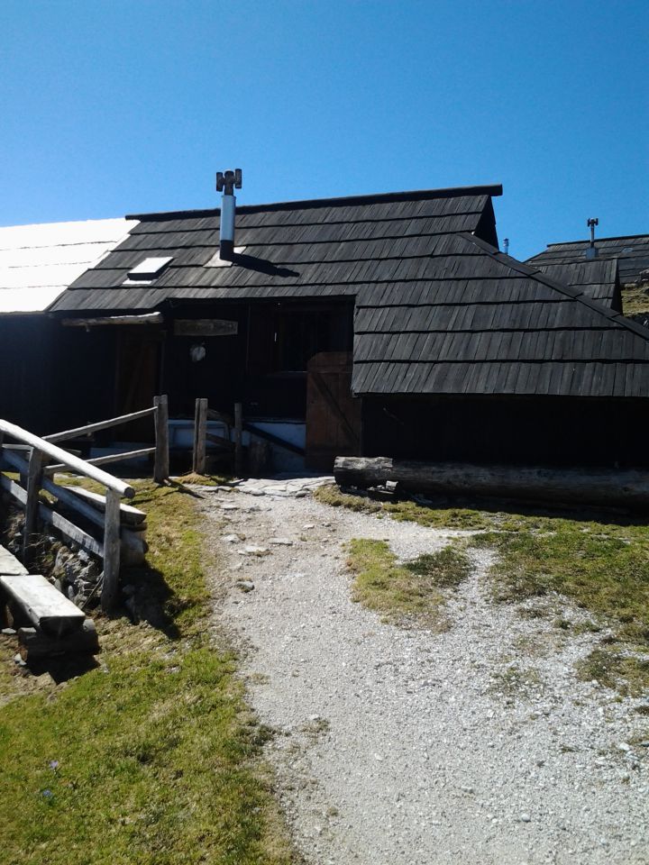 Velika planina 27 in 28.4.2012 - foto povečava