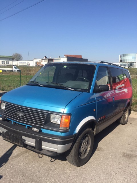 Chevrolet Astro - foto