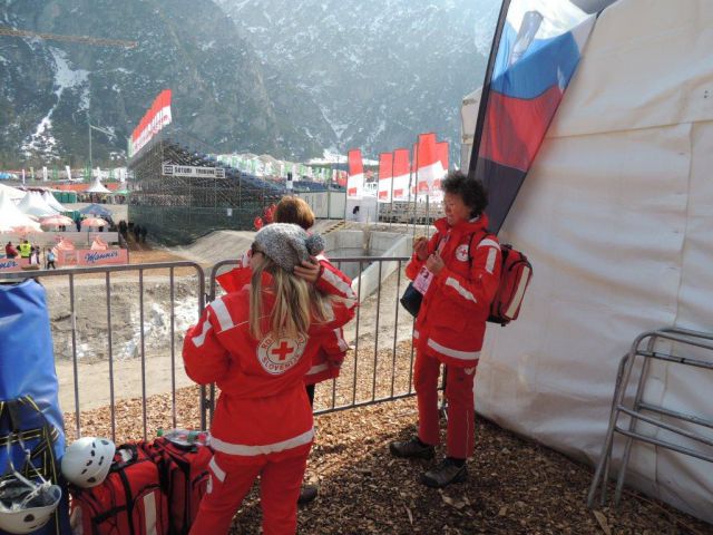 Planica ekipa prve pomoči 20.3.2015 - foto