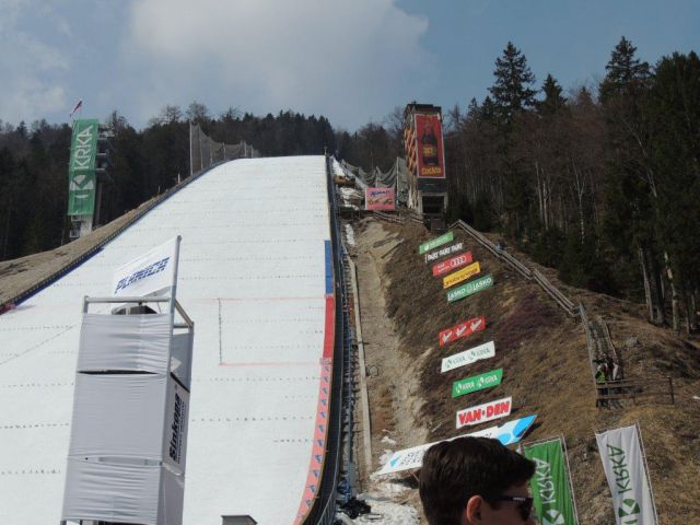 Planica ekipa prve pomoči 20.3.2015 - foto